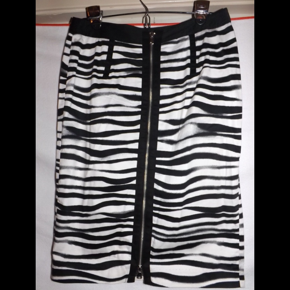 Zebra print pencil skirt